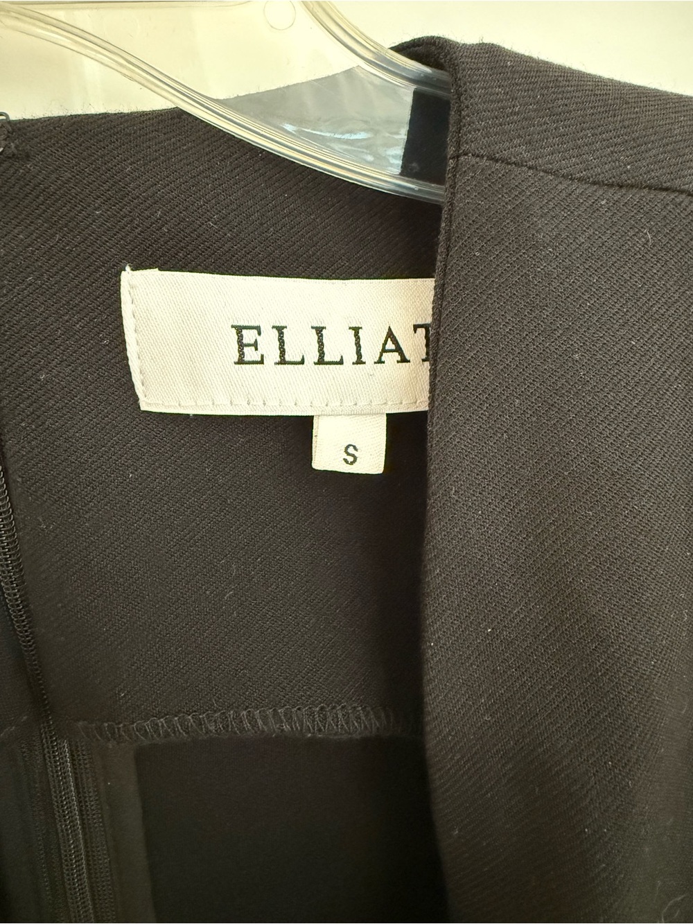 Elliatt Black Sheath Dress with Cream Floral Appliqué - Picture 4 of 9